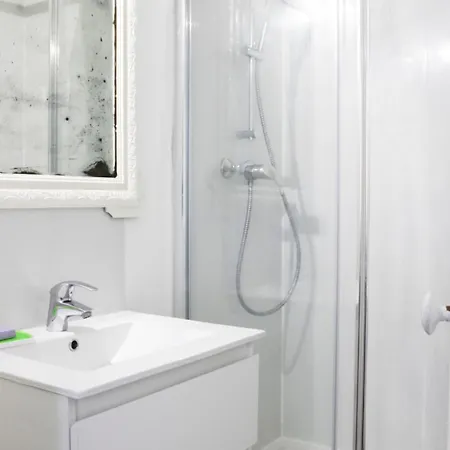 Charming Latin Quarter Appartement *